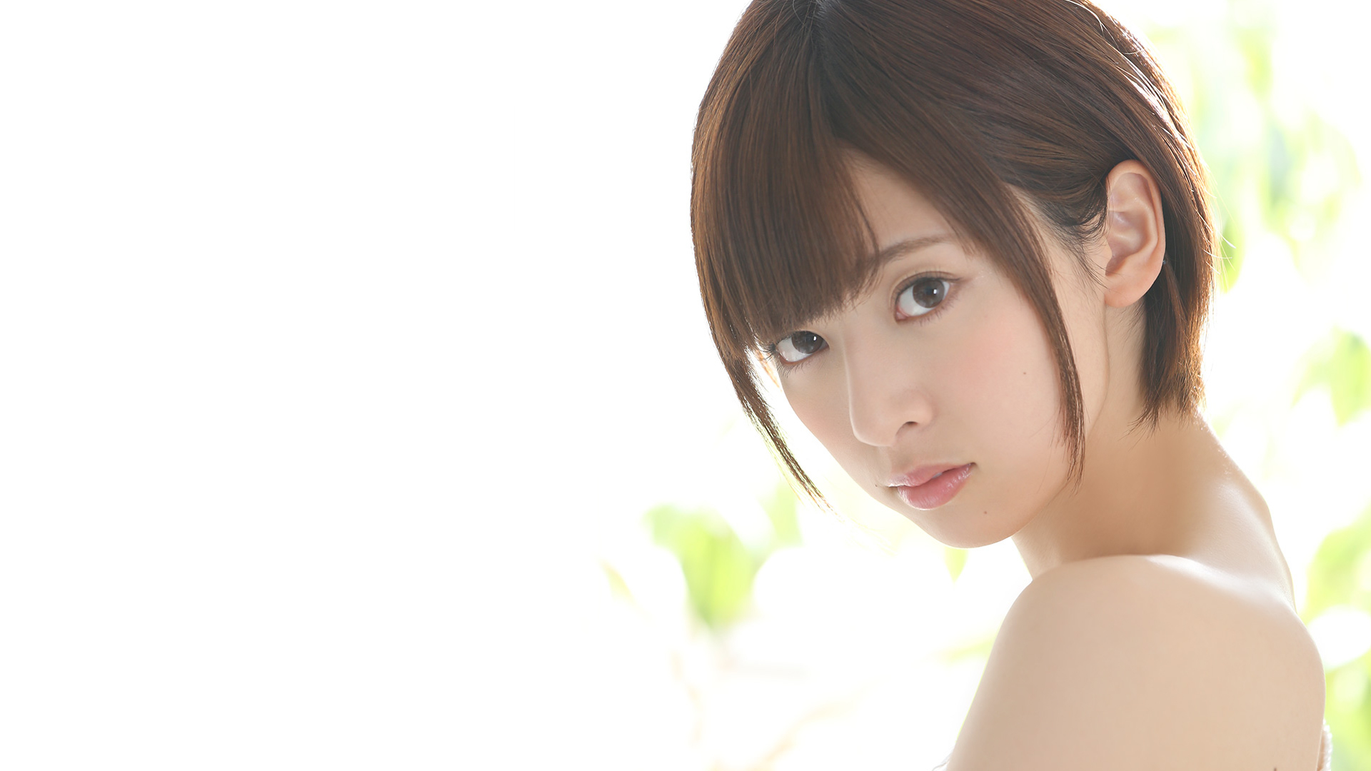 短发美女<em>桥本</em>奈奈未壁纸